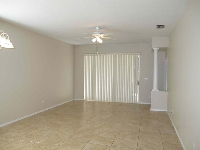 Building Photo - Beautiful Howell Creek Reserve Home