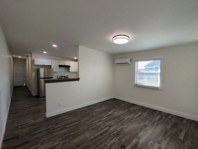 Building Photo - 1908 S Watkins St