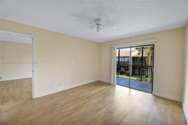 Building Photo - 1256 S Military Trail