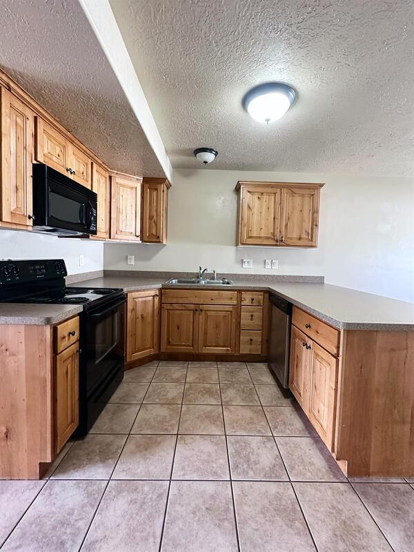 Building Photo - 722 W 350 N