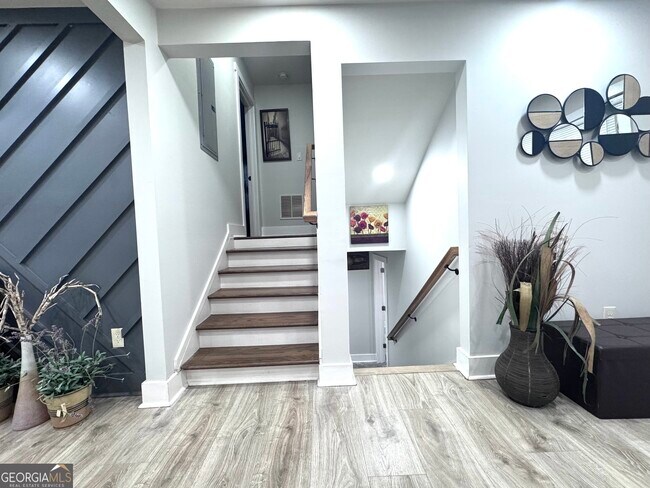 Building Photo - 3280 Stonewall Tell Rd