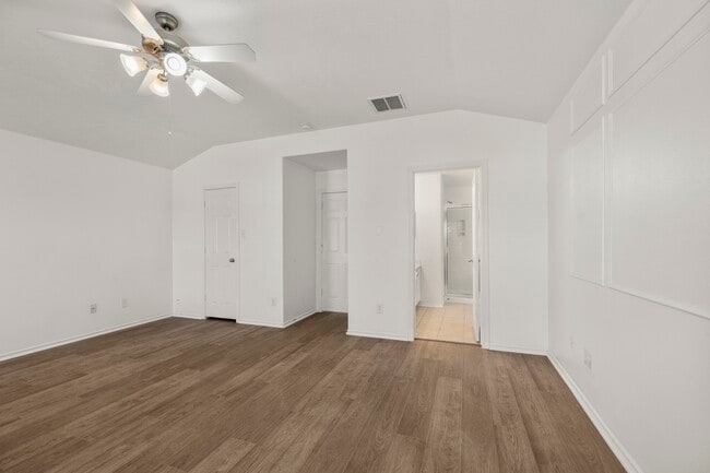 Building Photo - 2911 Hackamore Hollow Ln