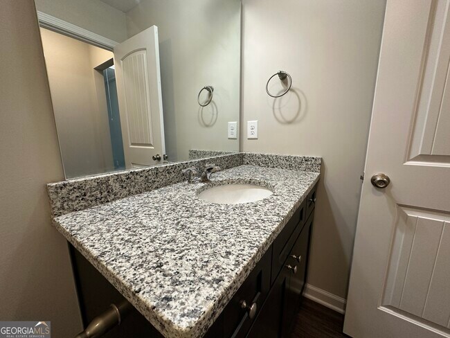 Building Photo - 24 Mill Stream Ct