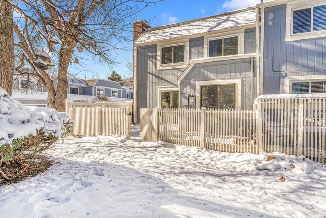 Building Photo - $2,590.00 - $300 OFF First Months' Rent - 4 Bedrooms, 2.5 Bathrooms, Single Family Home in Aurora...