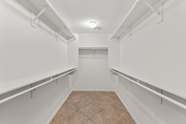 Building Photo - 2535 W Lucia Dr