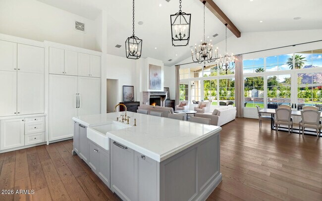 Building Photo - 5119 N 41st St