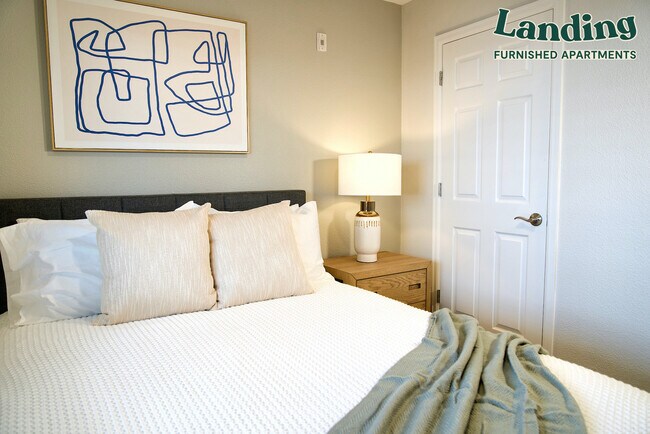 Building Photo - 4275 Sanders View Dr