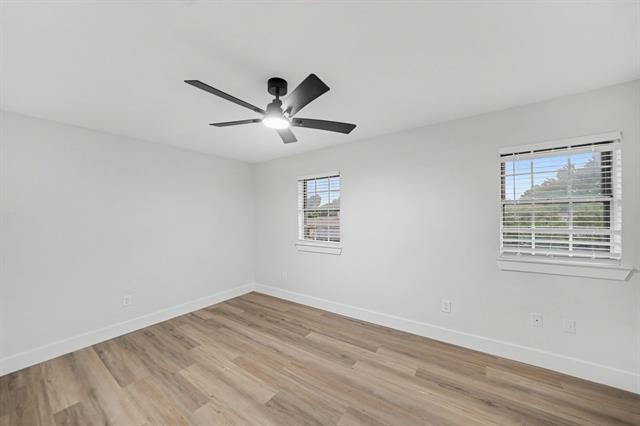 Building Photo - 2709 Oak Cir