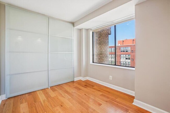 Building Photo - 1245 13th St NW