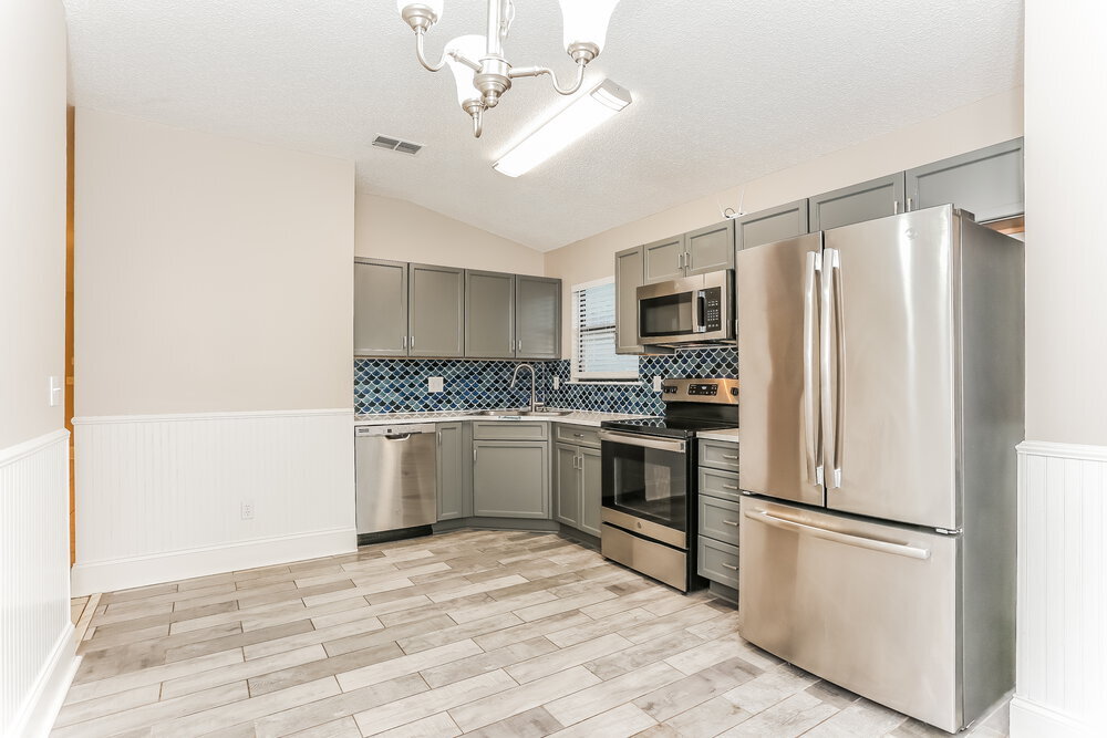 Building Photo - 248 Carriann Cove Trail W
