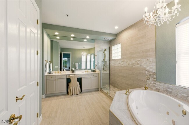 Building Photo - 2605 Estrella Dr