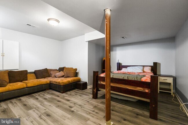 Building Photo - 17 Old Banks Dr