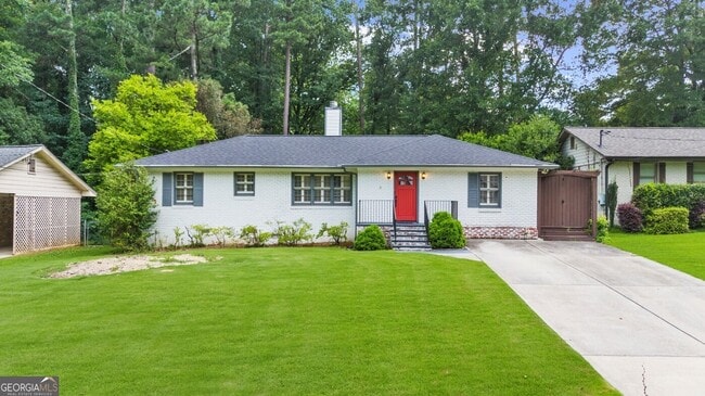 Primary Photo - 1911 Fairway Cir NE