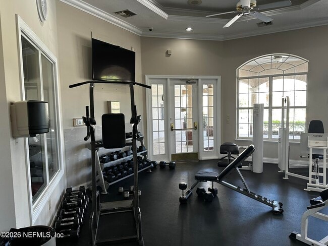 Building Photo - 13810 Sutton Park Dr N