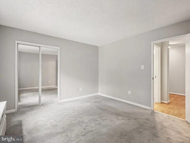Building Photo - 1730 Arlington Blvd