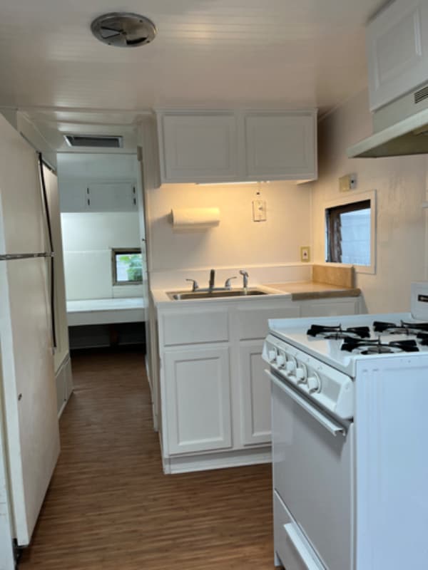 Building Photo - 15012 Lemoli Ave