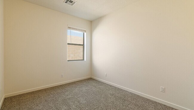 Building Photo - New Home in Santa Fe New Mexico