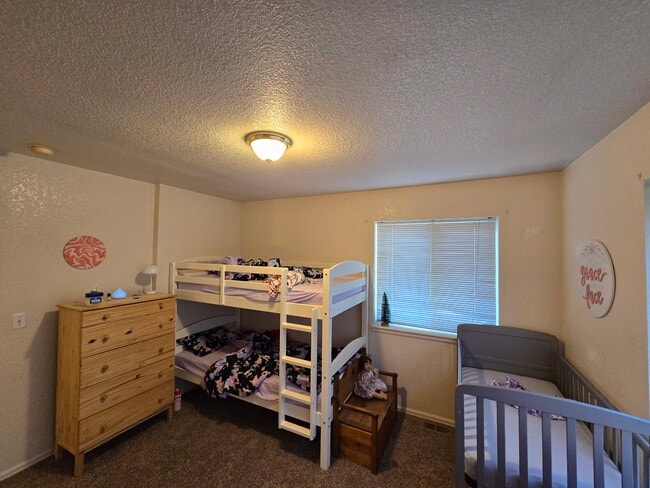 Building Photo - 1546 Columbine Village Dr