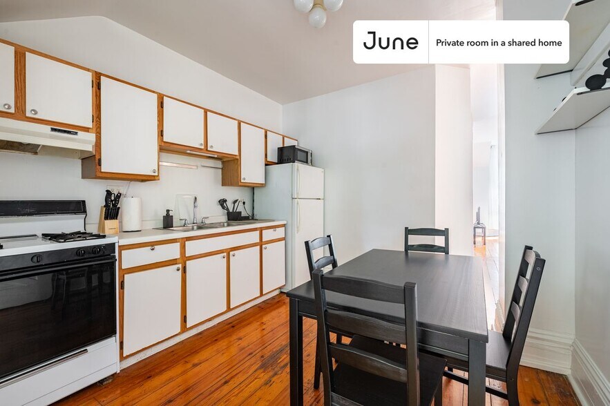 Building Photo - Room in Shared 2 bed/1 bath home