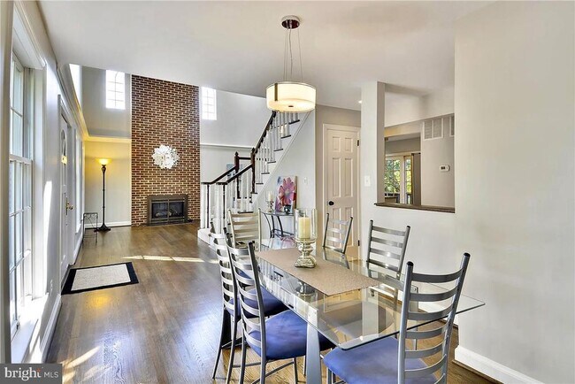 Building Photo - 5330 36th St N