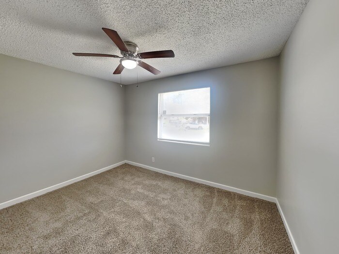 Building Photo - 5608 Moret Dr E