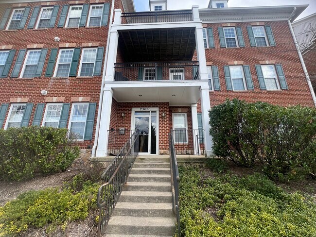 Building Photo - 23620 Overlook Park Dr