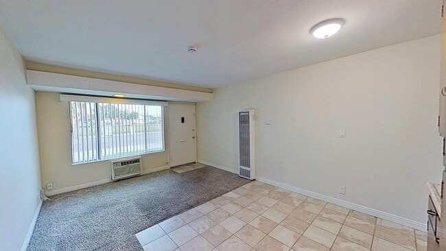 Building Photo - 11016 Paloma Ave