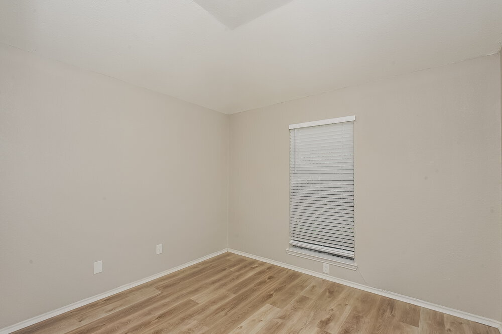 Building Photo - 6221 Valley Forge Ct