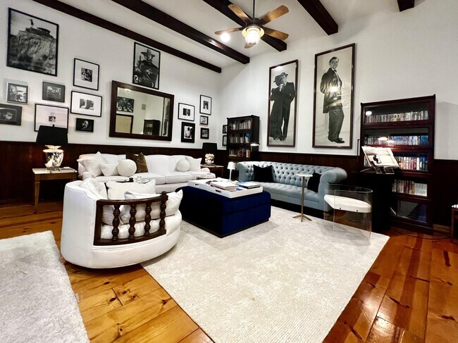 Building Photo - 2050 Windsock Way