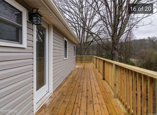 Building Photo - 2 br, 1 bath House - 335 Old Toll Cir