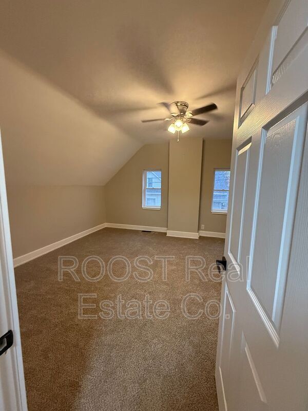 Building Photo - 202 W Ward St