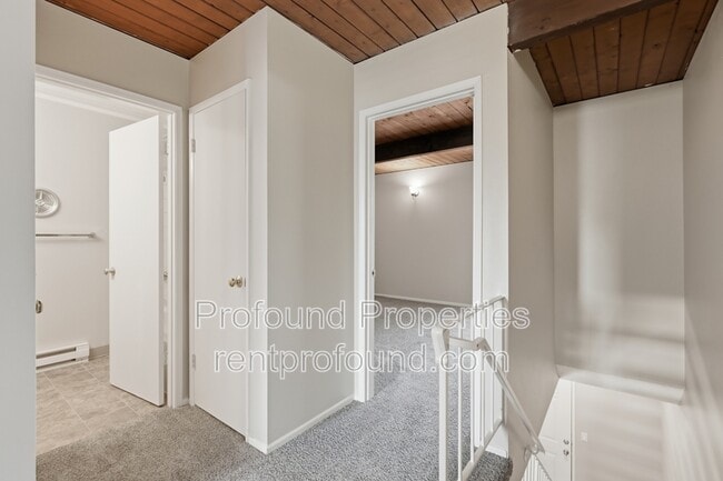 Building Photo - 6030 SW 130th Ave