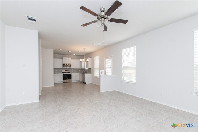 Building Photo - 2033 Mallard Ct