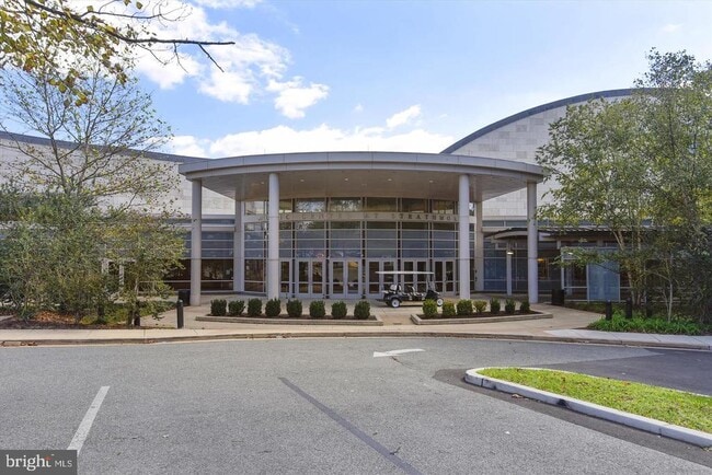 Building Photo - 10500 Rockville Pike