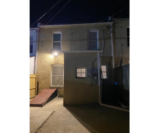 Building Photo - 2103 Belair Rd