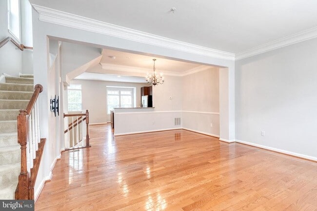 Building Photo - 9301 Paragon Way