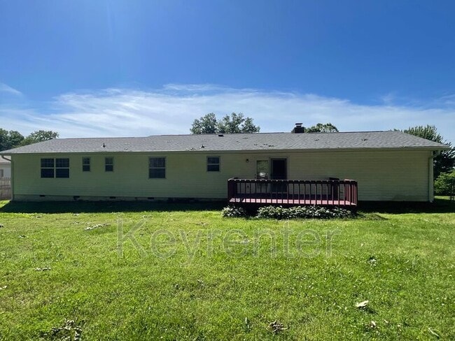 Building Photo - 12109 W Kingsgate Rd