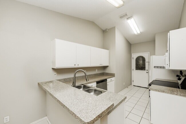 Building Photo - 11804 Dunster Ln