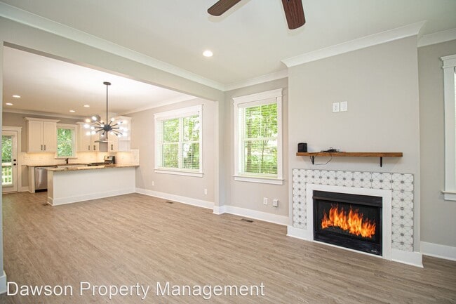 Building Photo - 3 br, 2.5 bath House - 712 Seldon Drive