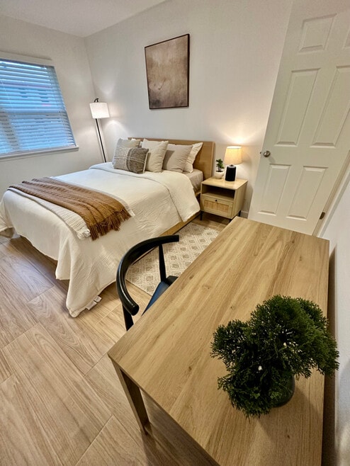 Building Photo - 6803 Hillcroft Dr