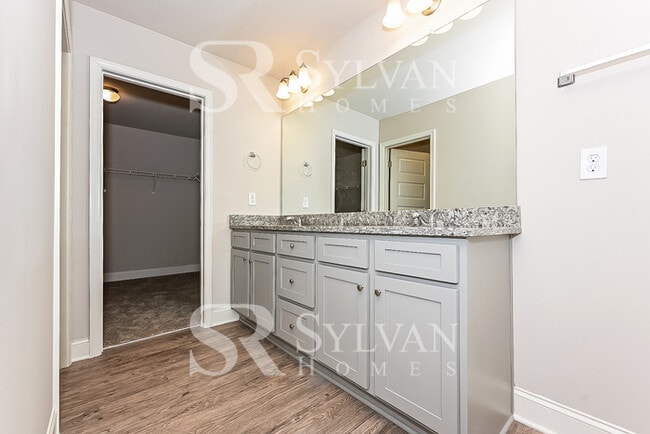 Building Photo - Beautiful 4BR 3.5BA Home for You!