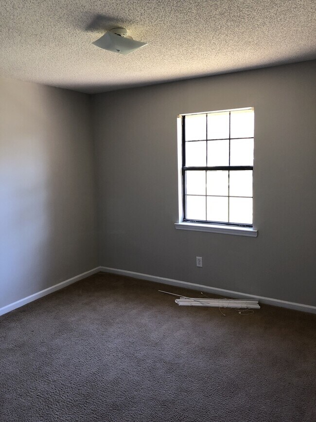 Building Photo - Coming Soon!!