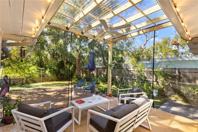 Building Photo - 1010 Bay Breeze Terrace