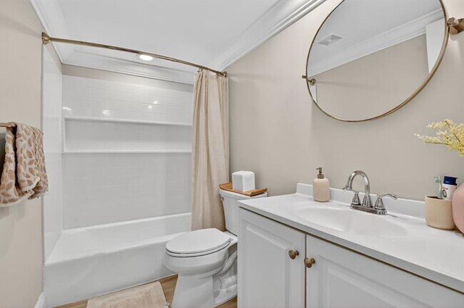 Building Photo - 55 SE 14th St