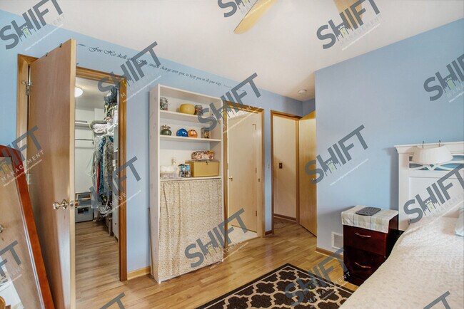 Building Photo - 2688 Walnut Hills Ct - 3 bedroom Kentwood ...