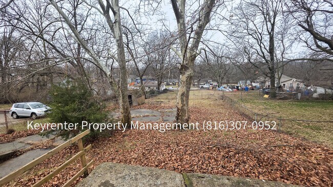 Building Photo - 5614 Indiana Ave