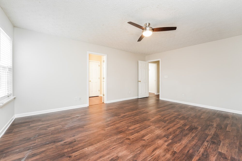 Building Photo - 1122 Alysum Ave SE