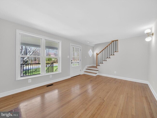 Building Photo - 9325 Brentsville Rd