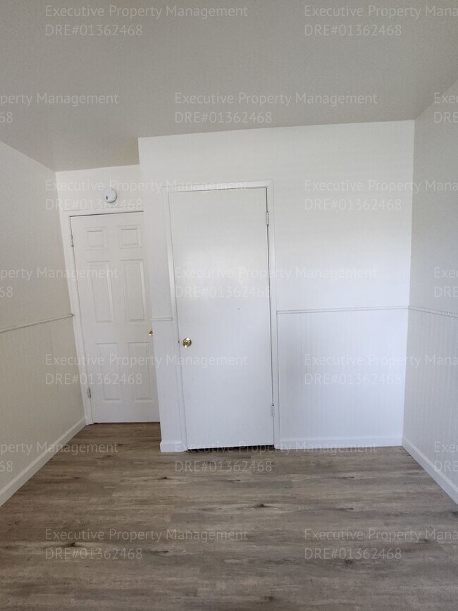 Building Photo - 3 bedroom/ 2 bath house near Pacheco Rd/ A...