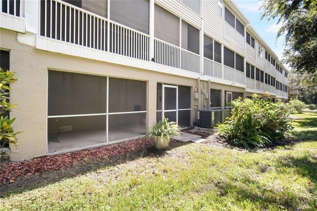 Building Photo - 16 Seagrape Cir